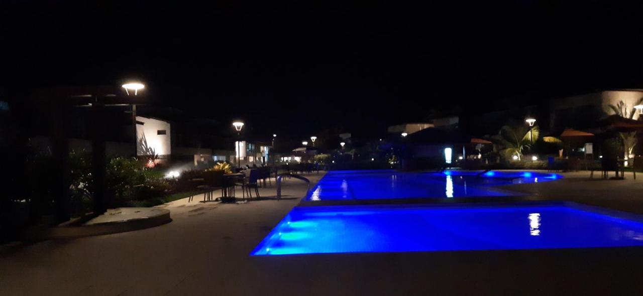 Maravilhoso Garden Imbassai Pe Na Areia Bahia Litoral Apartment Exterior photo